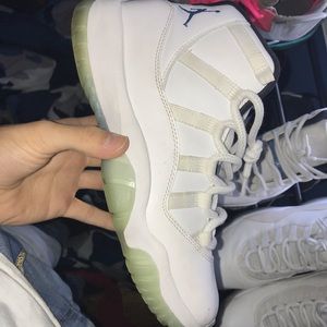 Columbia 11s size 8.5